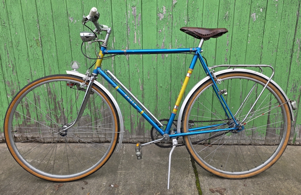 Herrenfahrrad BAUER "Super-Sport", 50er Jahre,  RH: 60 cm !, 28 Zoll, Dreigang Mod. 55, Alufelgen,  Ledersattel etc. ,guter Zustand 