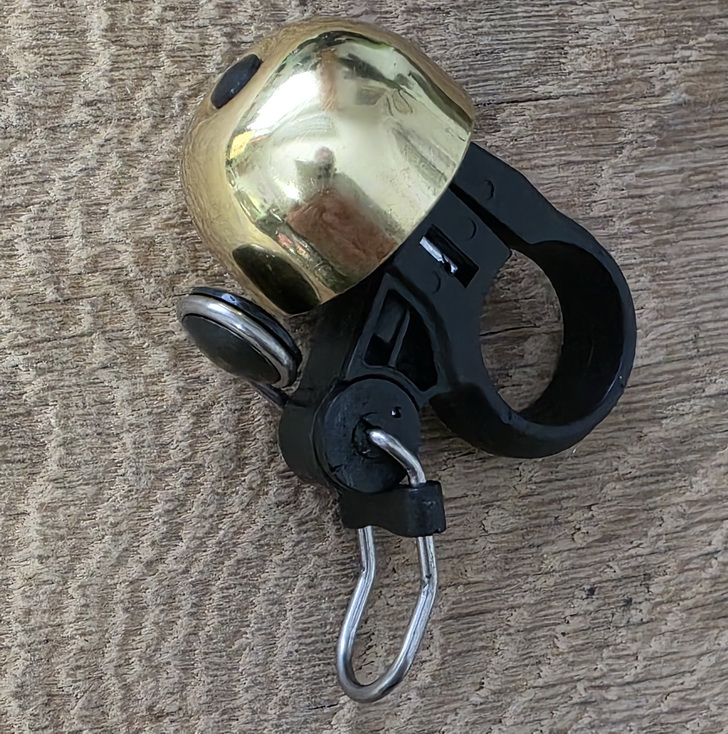 Glocke "PING", extralaut und langanhaltend !  für Rennrad/Sportrad, Kupfer galv. poliert, D=30mm, passend für 22,2 mm Lenkerdurchmesser 