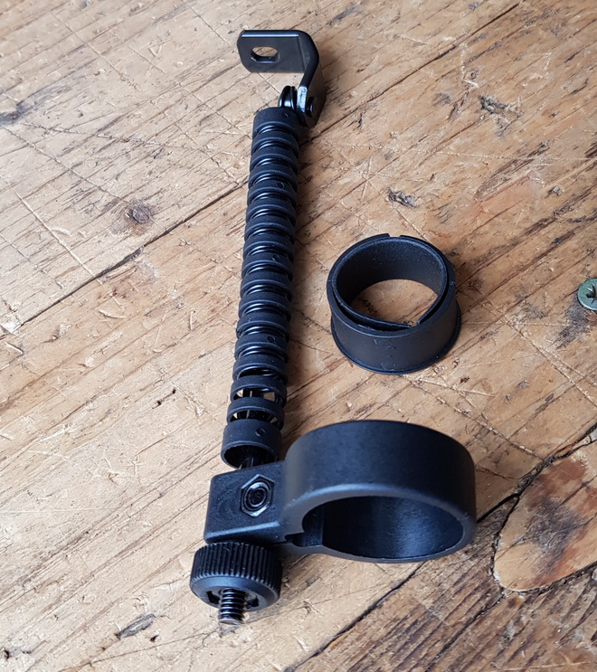 Lenkerfeststeller zur nachträglichen Montage, schwarz, Metall und Kunststoff Mix, sehr solide, einstellbar 