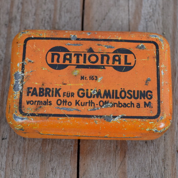Flickzeug Blechdose "NATIONAL" orig. 30 er Jahre, 60 x 42 x 16 mm, ohne Inhalt 