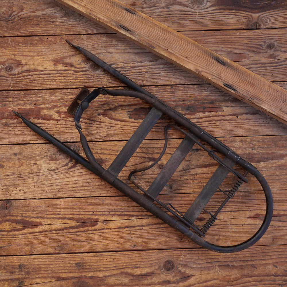 Gepäckträger, ca. 33 x 17cm, orig. 30er Jahre, unrestaurierter Originalzustand., passend für 26er/28er Fahrräder 