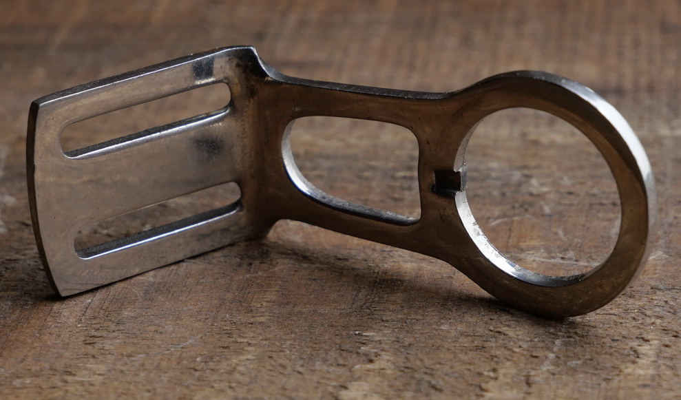 Carbidlaternenhalter/Winkelhalter, vernickelt, orig. 1910er-30er J., Montage am 1 Zoll Steuersatz, NOS 