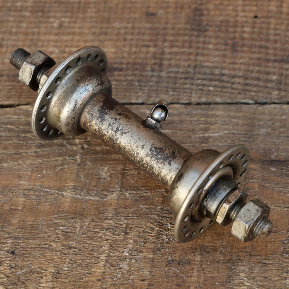 Nabe Vorderrad Fahrrad, vernickelt, 20er/30er J., Einbaumaß ca. 91 mm, 36 Loch, gebr. 