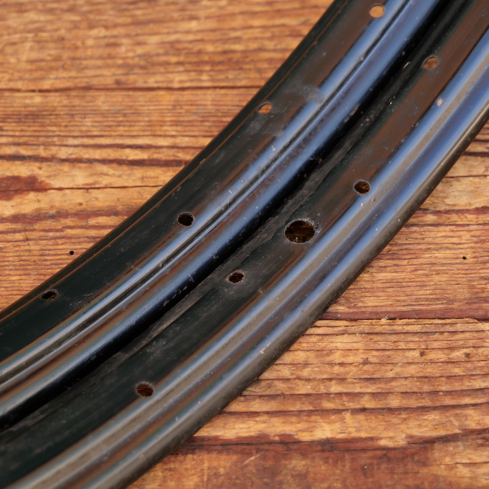 Felgensatz, 26 Zoll (559), schwarz, für Ballonrad, 30er-50er J., NOS 