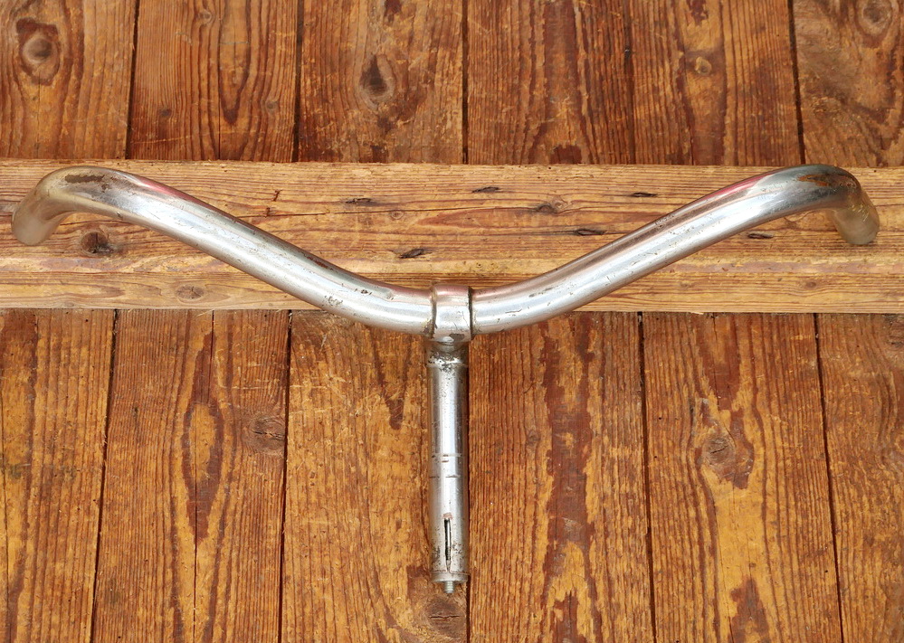 Fahrradlenker mit Vorbau, passend für sportliches Tourenrad 20er/30er J., verchromt, gebr. 