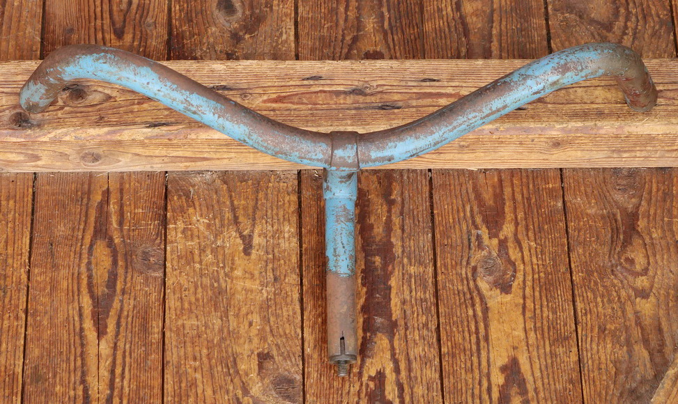 Fahrradlenker mit Vorbau, passend für sportliches Tourenrad 20er/30er J., verchromt, gebr. 