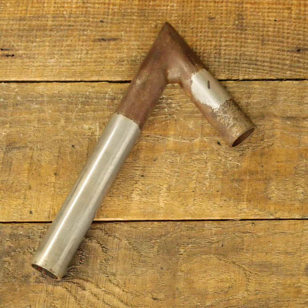 Winkelsattelstütze, Durchmesser: ca. 22 mm, Schaftlänge: ca 150 mm, verchromt, orig. 20er/30er Jahre, gebr. 