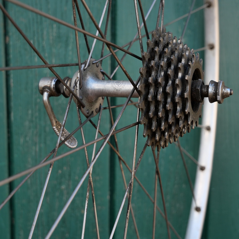 Hinterrad mit MAVIC Monthlery Pro Felge für Schlauchbereifung 28 Zoll, 70er/80er J., Nabe CAMPAGNOLO, gebr. 