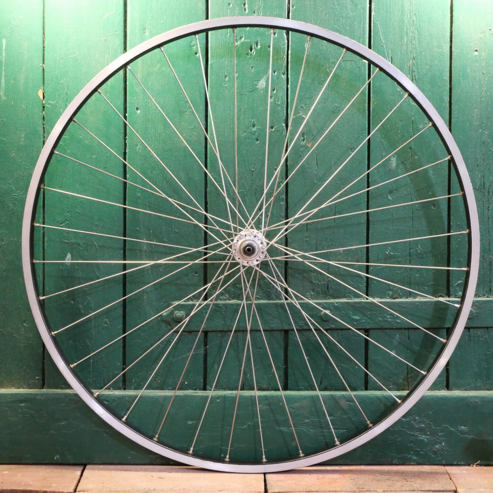 Vorderrad "Grünert", 28 Zoll (622), Alu, Kastenfelge, Nabe "Point", NOS 