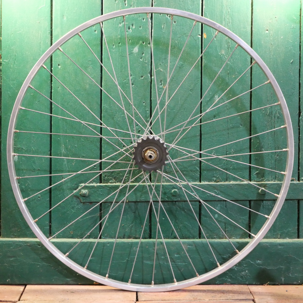 Hinterrad 28 Zoll (622), für Drahtbereifung, WEINMANN Alu-Felge, Bj. 1984, Nabe STURMEY ARCHER S 5/2, NOS 