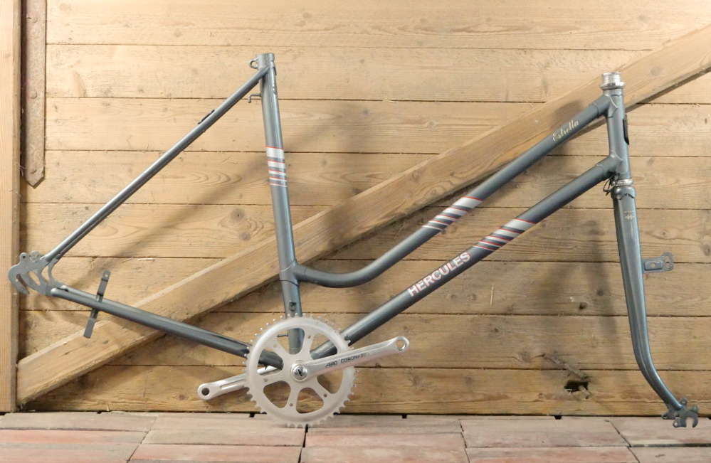 Fahrradrahmen HERCULES Estrella, Damenausführung für Tourenrad, 28 Zoll, 80er J., gebr. 