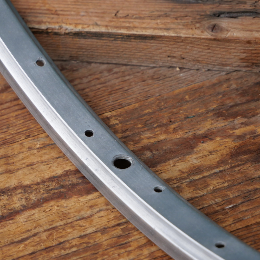 Felge für Drahtreifen Sportrad 50er/60er J., 28 Zoll (622 mm), Alu, Breite ca. 26 mm, 36 Loch, gebr. 