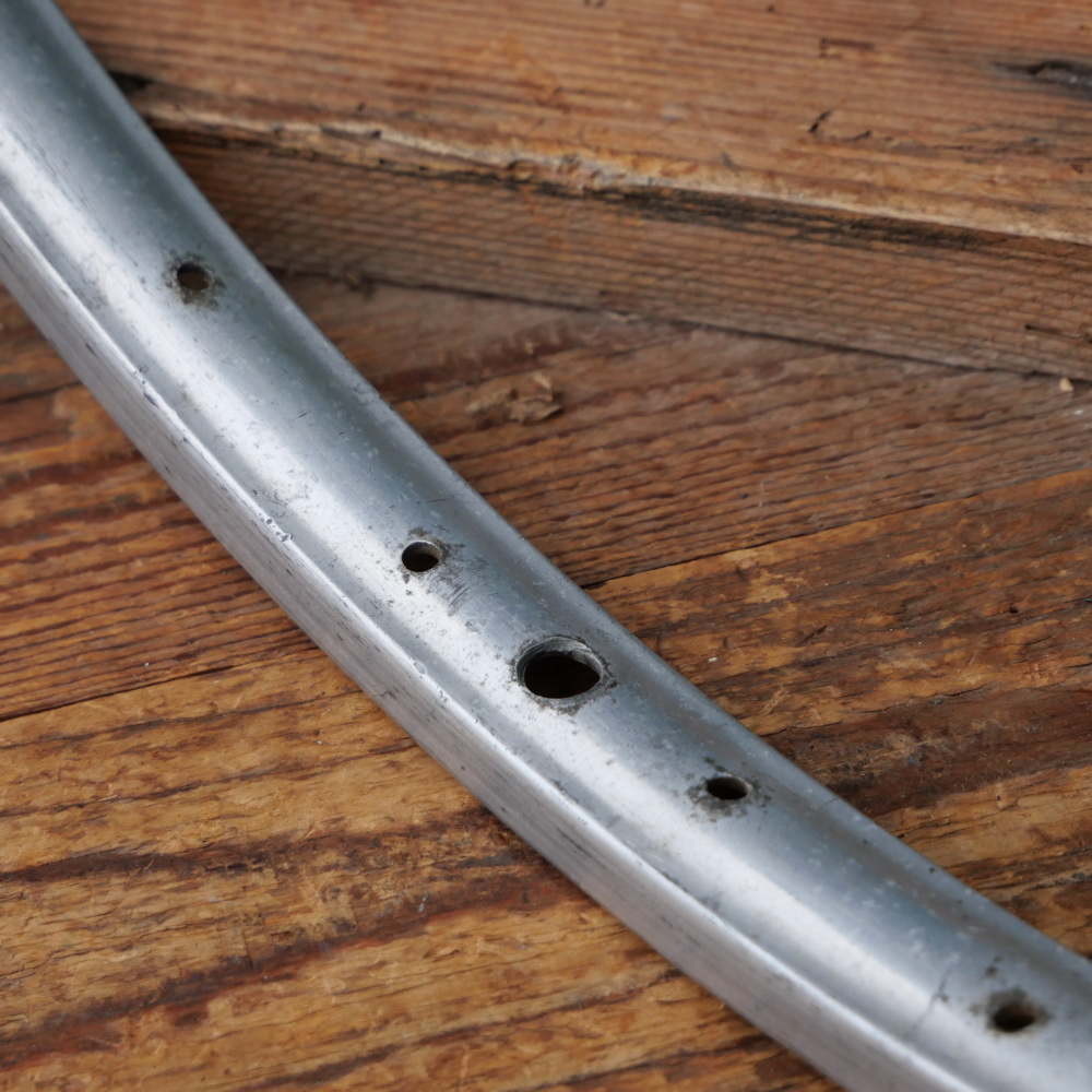 Felge für Drahtreifen Sportrad 50er/60er J., 28 Zoll (622 mm), Alu, Breite ca. 27 mm, 36 Loch, gebr. 