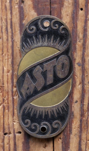 Steuerkopfschild ASTO/Berlin, 20er/30er Jahre, Messing lackiert, gebr. 
