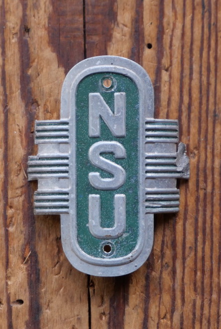 Steuerkopfschild NSU, 50er/60er Jahre, Alu lackiert, gebr. 