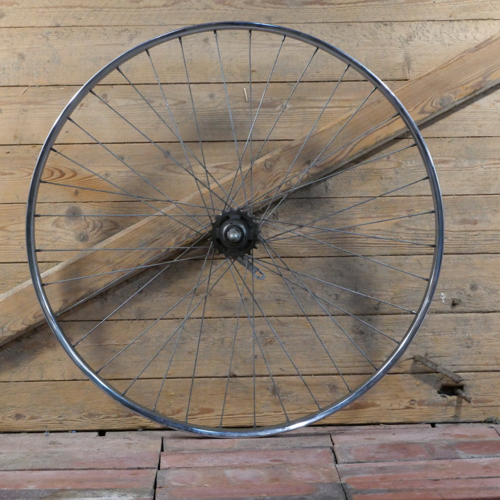 Hinterrad mit SCHÜRMANN-Felge, Stahl verchromt, 28 Zoll (622), Breite ca. 26 mm, Nabe F&S 3-Gang Mod. S, gebr. 