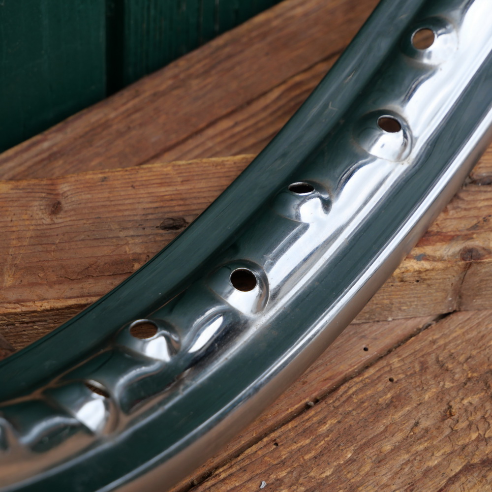 Mopedfelge, 23 x 2.50/1.50-19, 50er J., Stahl, verchromt, 40 Loch! NOS 