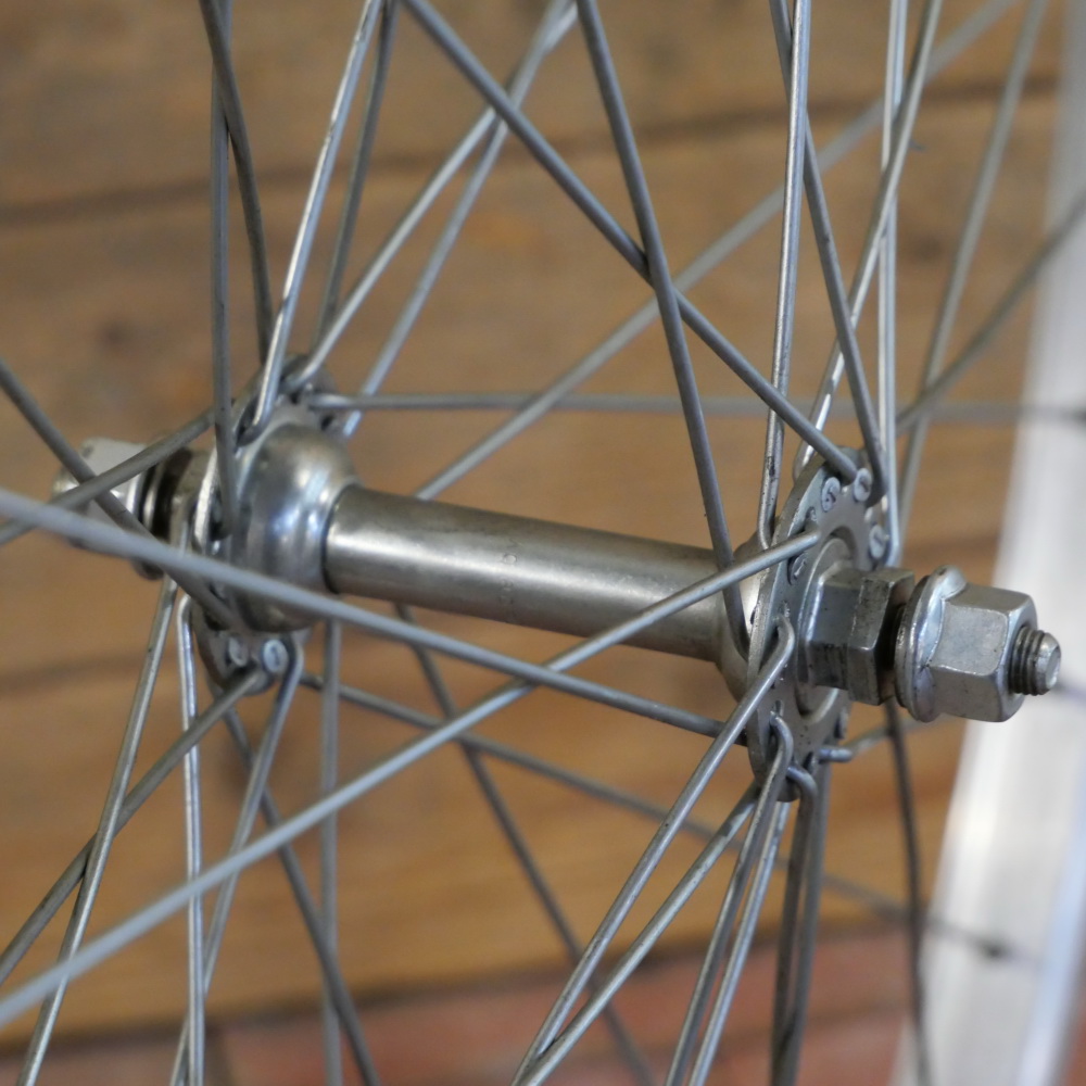 Vorderrad 24 x 1 3/8 (540) für Drahtbereifung, original 80er/90er J., Alu-Felge, Nabe: UNION , NOS 