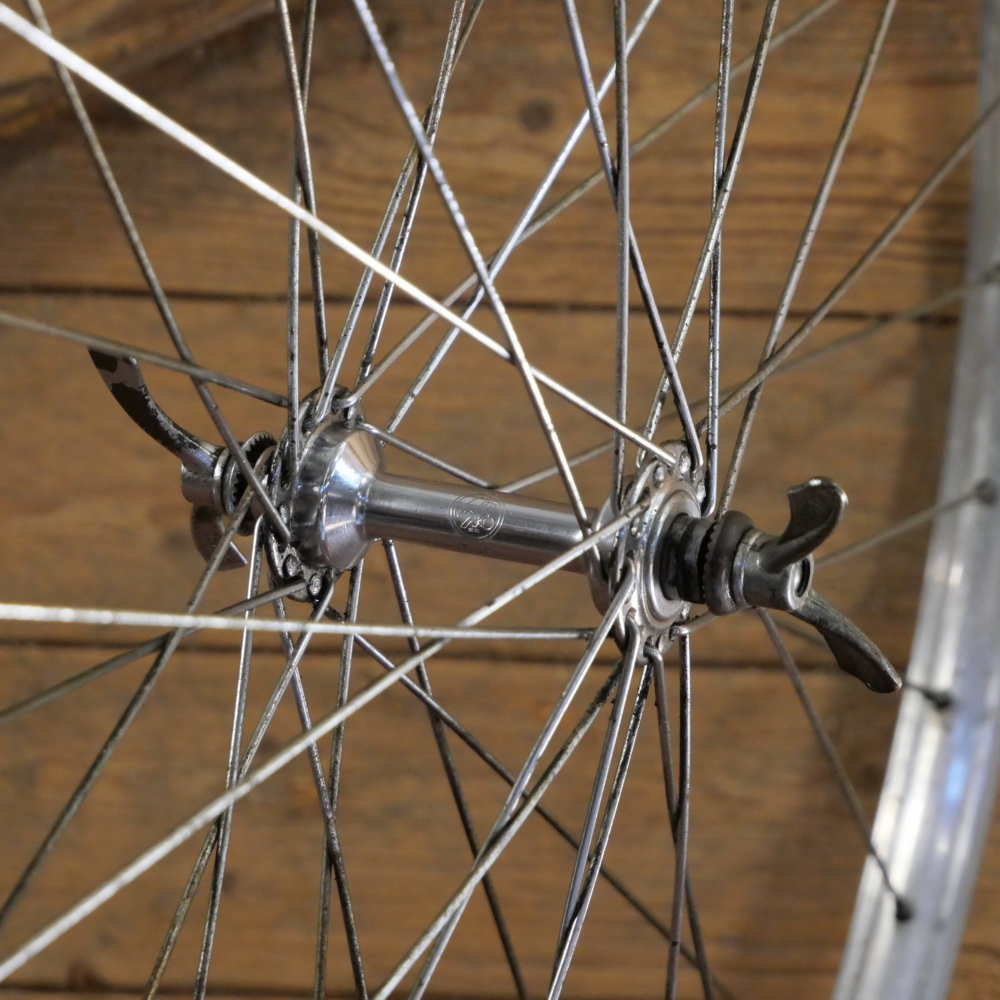 Vorderrad 28 Zoll (622) für Rennrad mit Drahtbereifung, original 50er J., ALTENBURGER Alu-Felge,  F&S-Nabe, gebr. 