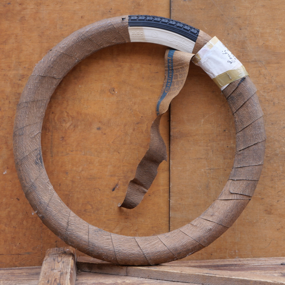 Reifen Moped, CONTINENTAL Mototyp, 23  x 2,50, Draht, original 30er-50er Jahre, gebr. 