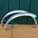 Schutzblechsatz 20 Zoll Kinderrad, Breite 52 mm, mit Streben 