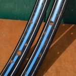 Wulstfelgensatz 26 x 1 ½, 36-loch, Breite 33 mm, schwarz, Linierung blau/weiß 