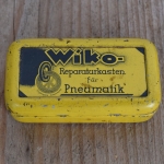 Flickzeug Blechdose "WIKO" orig. 30 er Jahre, 74 x 39 x 22 mm, ohne Inhalt 