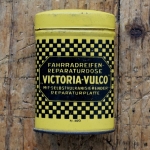 Flickzeug Blechdose "VICTORIA-VULCO" orig. 50er Jahre, 71 x 49 x 25 mm, ohne Inhalt 