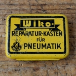 Flickzeug Blechdose "WIKO" orig. 30er Jahre, 82 x 60 x 21 mm, ohne Inhalt 