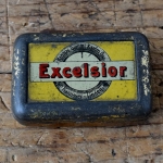 Flickzeug Blechdose "EXCELSIOR" orig. 20er Jahre, 58 x 38 x 19 mm, ohne Inhalt 