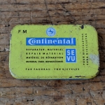 Flickzeug Blechdose "CONTINENTAL" orig. 60er Jahre, 78 x 50 x 15 mm, ohne Inhalt 