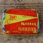 Flickzeug Blechdose orig. 50er Jahre, 82 x 60 x 21 mm, ohne Inhalt 