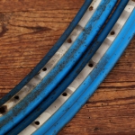 Felgensatz, 26 Zoll (559), Westwood, blau-metallic, Linien gold/Mitte weiß geflammt, 50er J., gebr. 