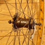 Hinterrad 28 Zoll, Durchmesser ca. 650mm, Wulstfelge, original 1923, Holzdekor, Nabe: F&S Torpedo, gebr. 