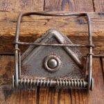 Gepäckträger/Mantelhalter, orig. 10er-30er Jahre, kräftige Ausführung, vernickelt, ca. 16cm x 12cm, NOS 