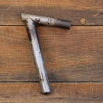 Winkelsattelstütze, Durchmesser: ca. 23,2 mm, Schaftlänge: ca 150 mm, vernickelt, orig. 10er/20er Jahre, gebr. 