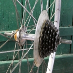 Hinterrad, 28 Zoll (622), 70er/80er J., WEINMANN-Felge, Alu, Nabe: SHIMANO 6-fach Kassette, gebr. 