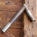 Winkelsattelstütze, Durchmesser: ca. 24,2 mm, Schaftlänge: ca 155 mm, orig. 10er-30er  Jahre, gebr. 