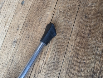 Gummifuß für Seitenständer "ESGE", Aluminium, orig. ESGE!  Sorgt für sicheren und kratzerfreien Stand auf allen Untergründen.  