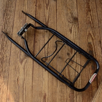 Gepäckträger, "PRIMATOR", schwarz, pass. f. 26er u. 28er Tourenräder, orig Altbestand 