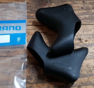 Bremshebel Überzug "SHIMANO",orig.  für Shimano 105-SLR Aero , Gummi schwarz 