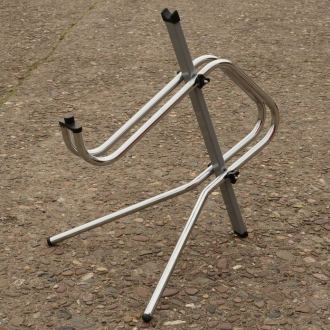 Ausstellungs Ständer, Stahl verchromt, Höhe 49cm, Breite 38cm 