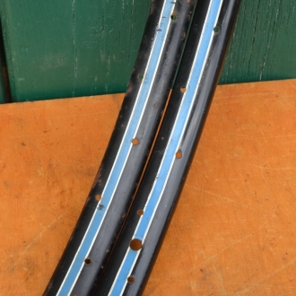 Wulstfelgensatz 26 x 1 ½, 36-loch, Breite 33 mm, schwarz, Linierung blau/weiß, 