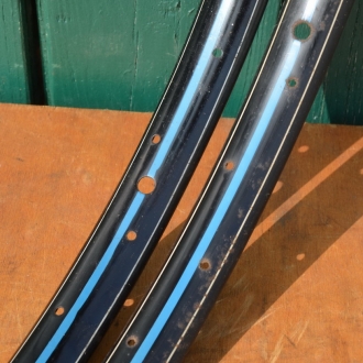 Wulstfelgensatz 26 x 1 ½, 36-loch, Breite 33 mm, schwarz, Linierung blau/weiß, 