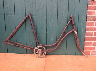 Fahrradrahmen "Göricke", Damenausführung 28 Zoll mit starker Patina. Rahmenhöhe 54,5 cm 