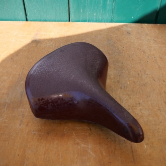 Sattel "Mertens" rotbraun, Kunststoffdecke, Herrenmodell 