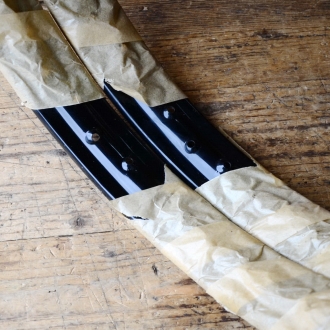 Felgensatz 1.50-16 (20 x 2,50/75) , 36 Loch, schwarz lackiert, NOS 