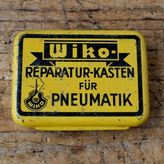 Flickzeug Blechdose "WIKO" orig. 30er Jahre, 82 x 60 x 21 mm, ohne Inhalt 