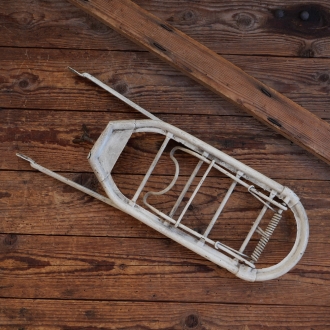 Gepäckträger, ca. 36 x 16cm, orig. 30er Jahre, weiss überstrichen, passend für 26/28er Fahrräder 