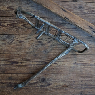 Gepäckträger, orig. 30er-50er Jahre, überstrichen, gebr. 